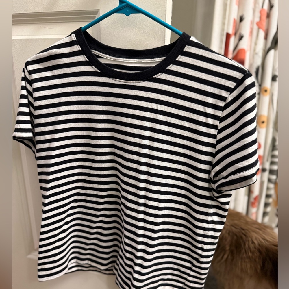Everlane Box Cut T-shirt Size M